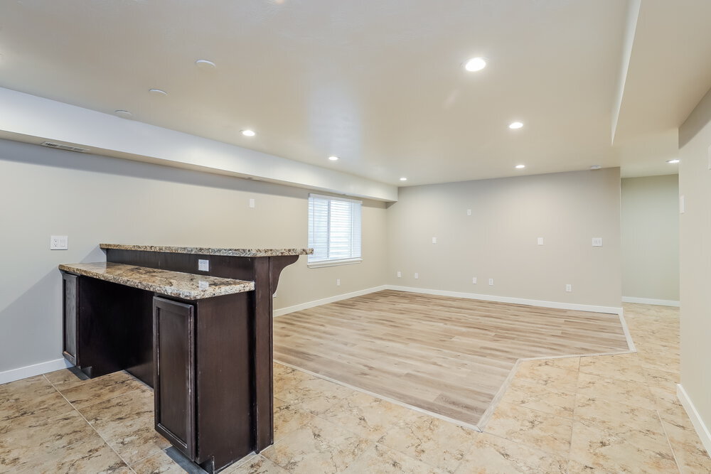 Building Photo - 8558 Maul Oak Dr