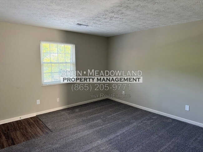Building Photo - 8721 Gleason Dr