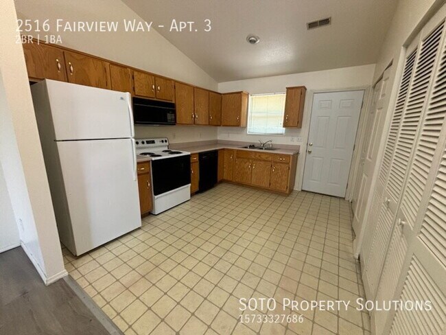 Building Photo - 2516 Fairview Way