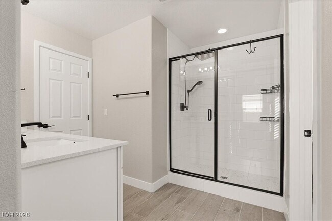 Building Photo - 4536 Anspach St