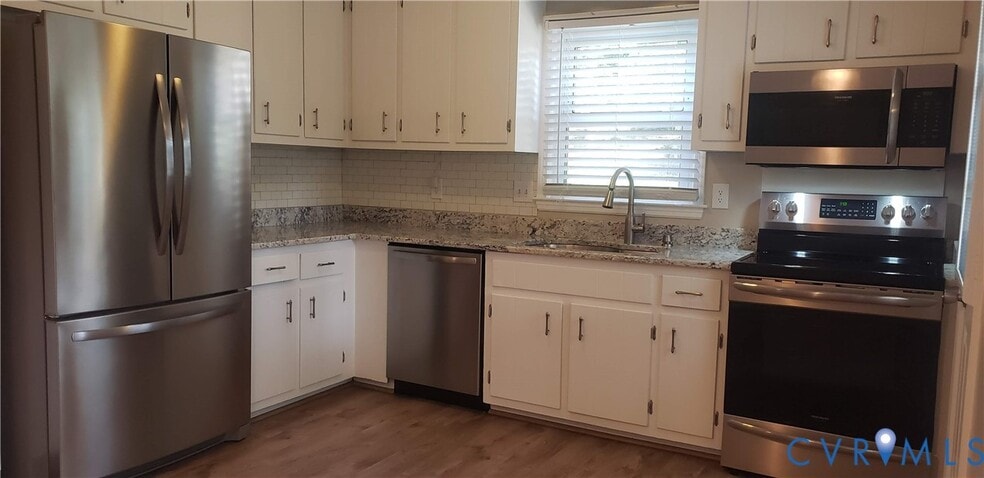 Building Photo - 7166 Full Rack Dr