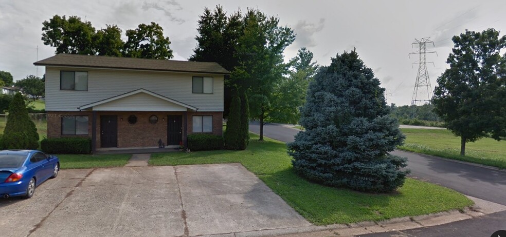 Primary Photo - 101 Swan Dr