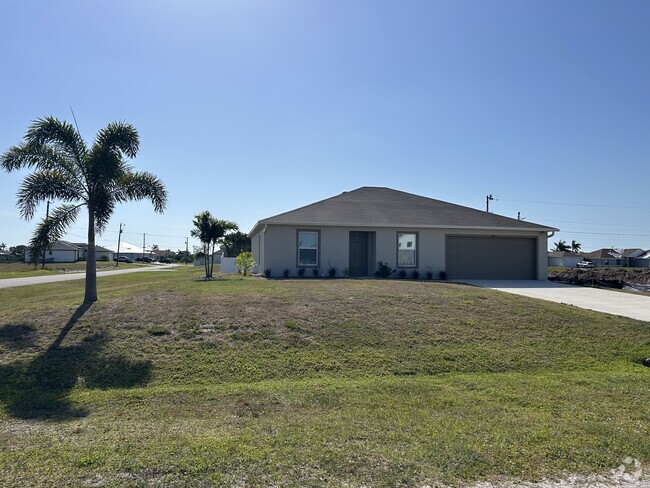 Building Photo - 120 NW 25th Ave