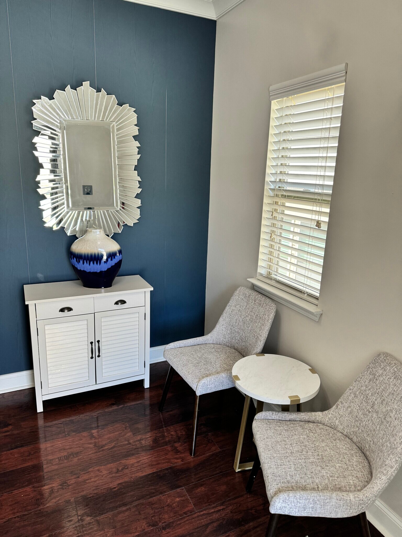 Foyer - 4995 Jack Dr