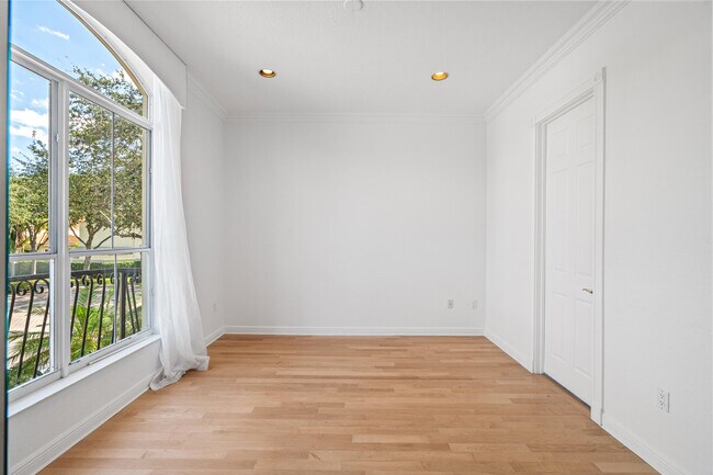 Building Photo - 1468 Mariner Way