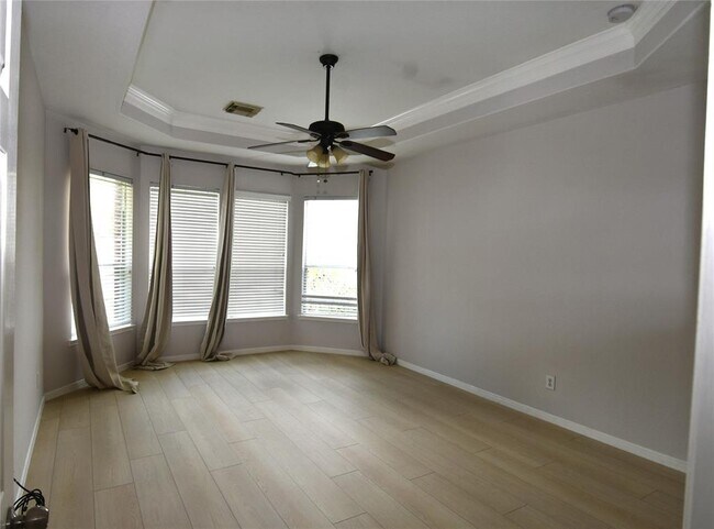 Building Photo - 6330 Bennington Springs Dr