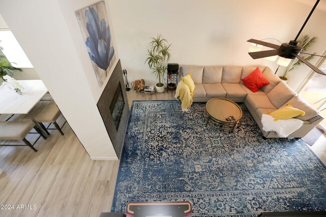 Building Photo - 11271 E Poinsettia Dr