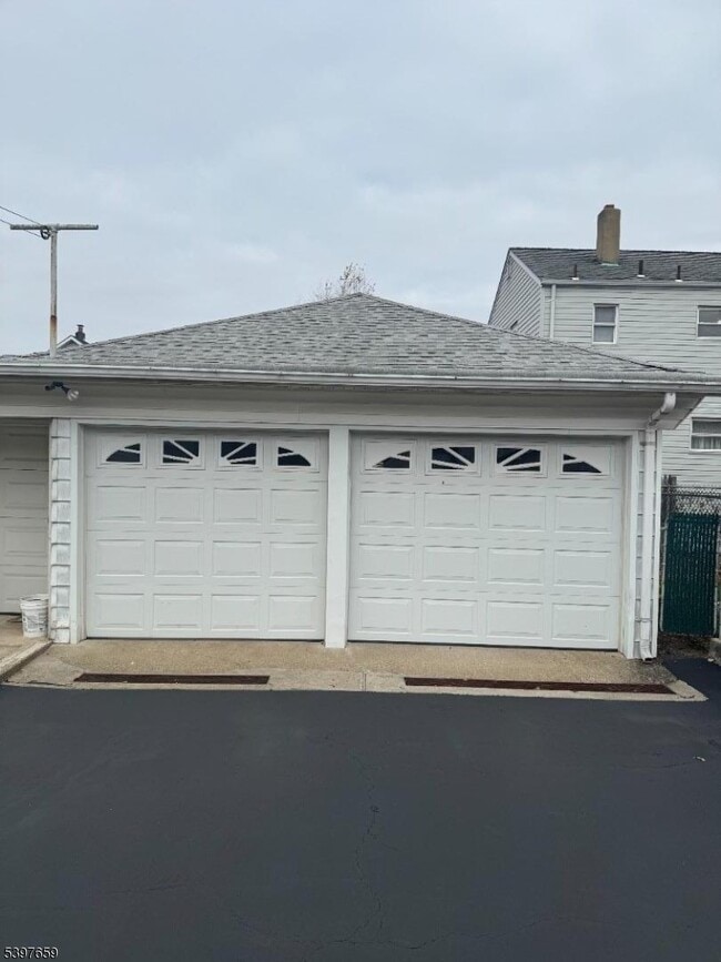 Building Photo - 124 Colfax Ave