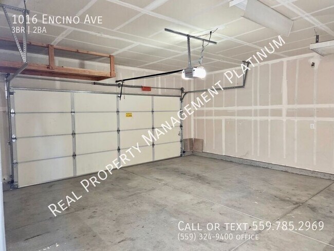 Building Photo - 1016 Encino Ave