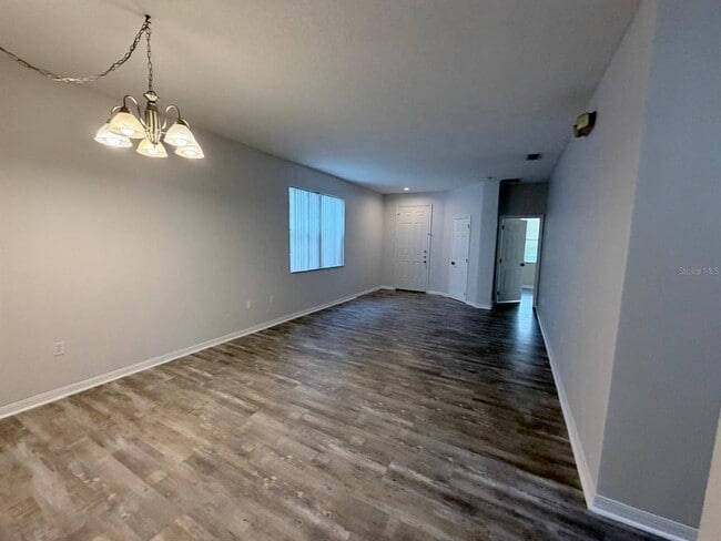 Building Photo - 174 Sand Ridge Dr