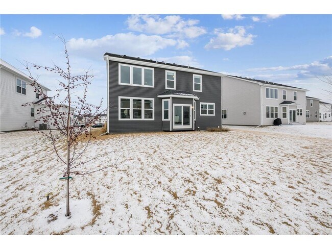 Building Photo - 7872 Jade Ln