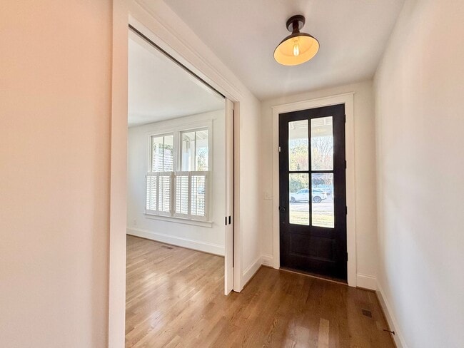 Building Photo - Custom Built 4BD, 3.5BA Five Points Home with a Bonus Room & Fenced Yard