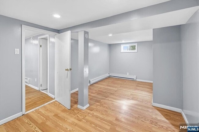 Building Photo - 79 Lincoln Ave