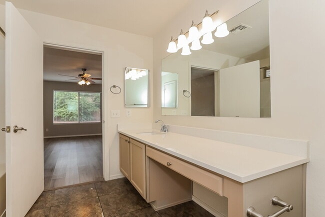 Building Photo - 3140 W St Kateri Dr