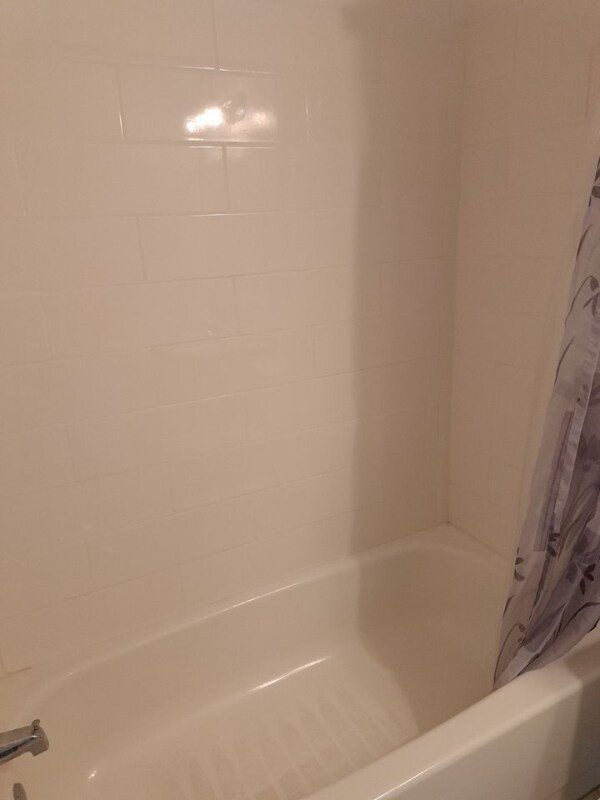 Building Photo - 300 Hopp Ave