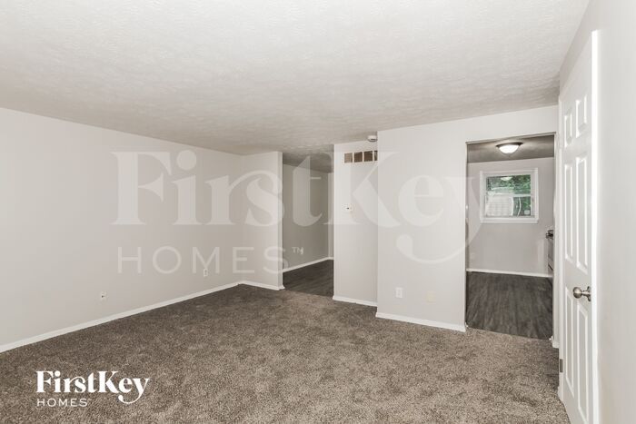 Building Photo - 10282 Chippenham Ct