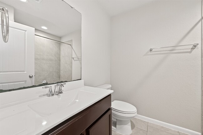 Building Photo - 7558 Highland Chase Dr