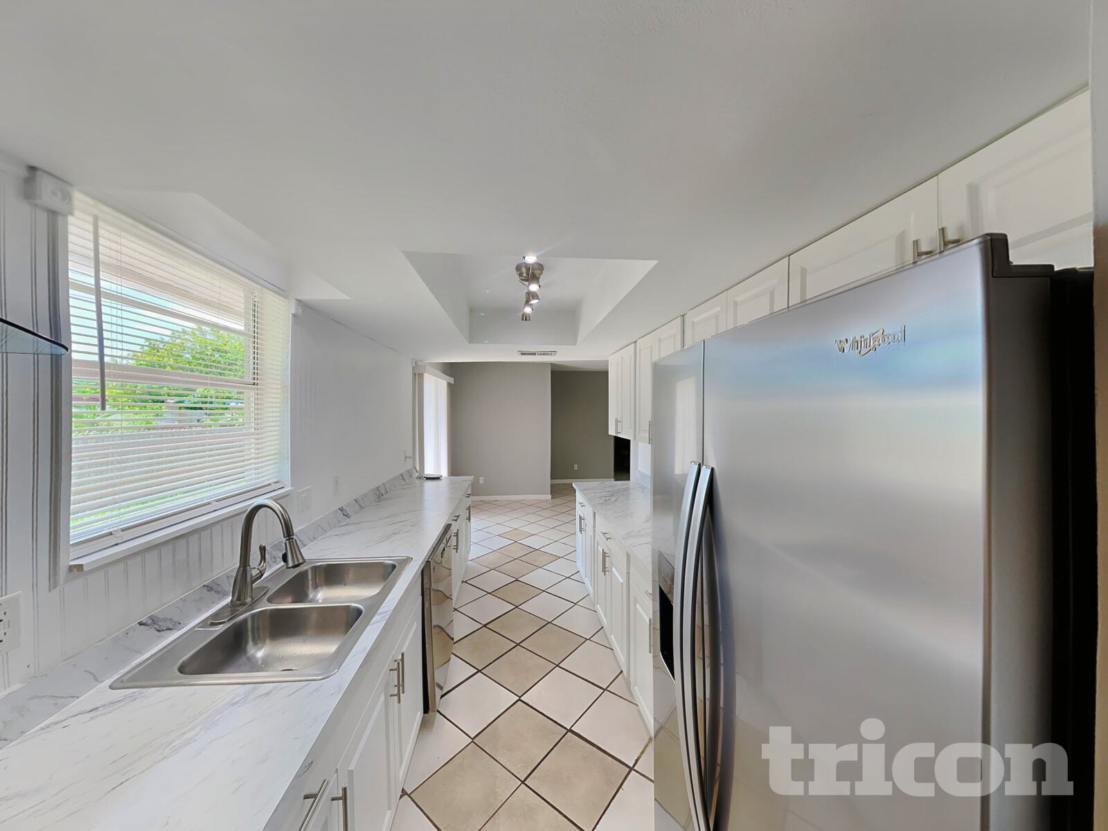 Building Photo - 5513 3rd Avenue Plaza W