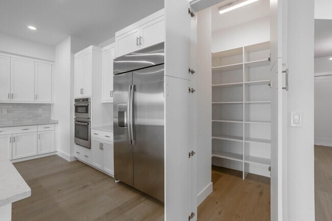 Building Photo - 21049 Violet Flds Wy