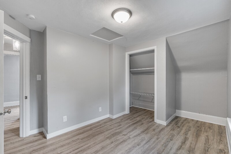 Building Photo - 3209 11th Ave