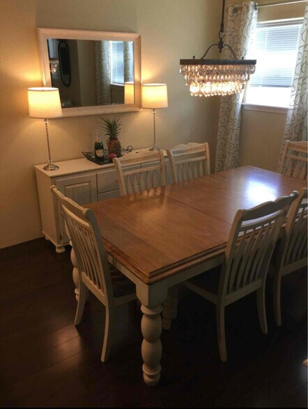 Building Photo - 469 Manawai St