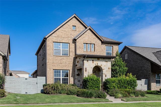 Building Photo - 829 Parkside Dr