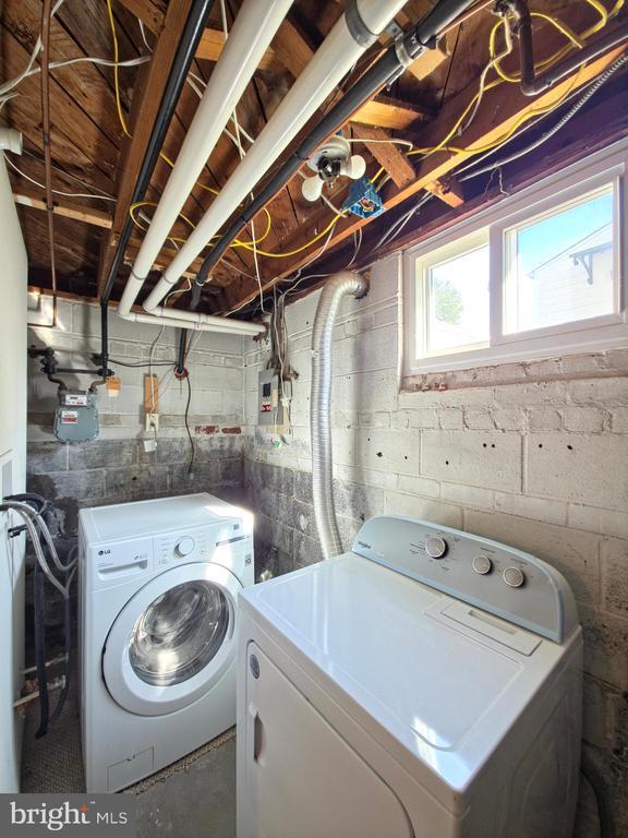 Building Photo - 12111 Portree Dr