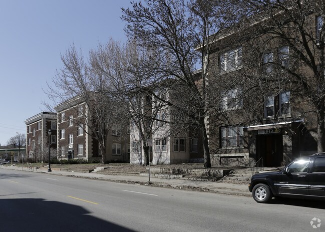 Building Photo - 1916-1918 3rd Ave S