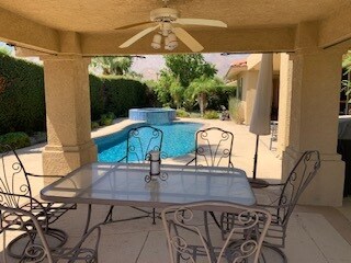 Covered patio dining - 2481 Verna Ct