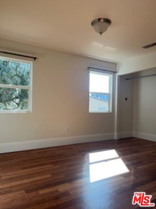 Building Photo - 8302 S Sepulveda Blvd