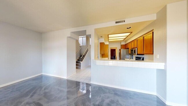 Building Photo - 7254 Shoreline Dr