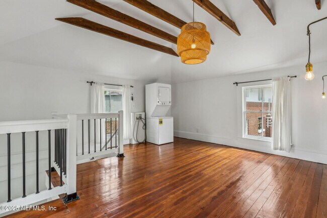 Building Photo - 2115 Forbes St