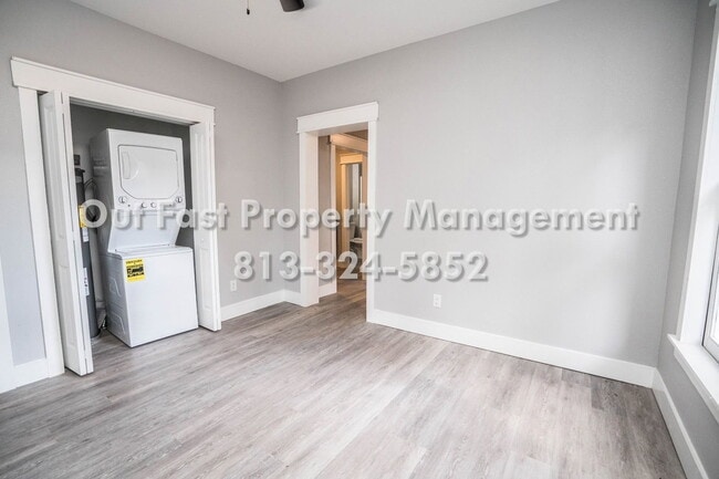 Building Photo - 2817 N Taliaferro Ave