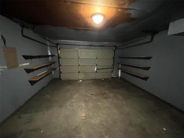 Building Photo - 2133 Quail Hollow Dr