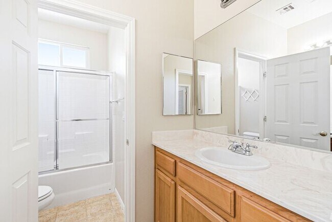 Building Photo - Spacious Mountains Edge Home with 4 Bedrooms & 2-Car Garage