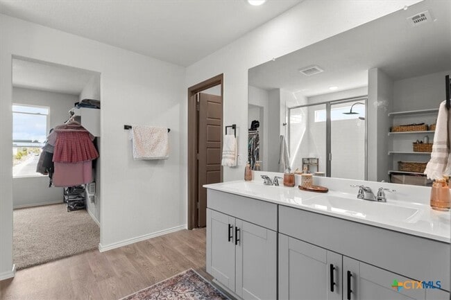 Building Photo - 410 Kayden Pt