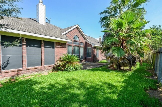 Building Photo - 3223 Forrester Dr