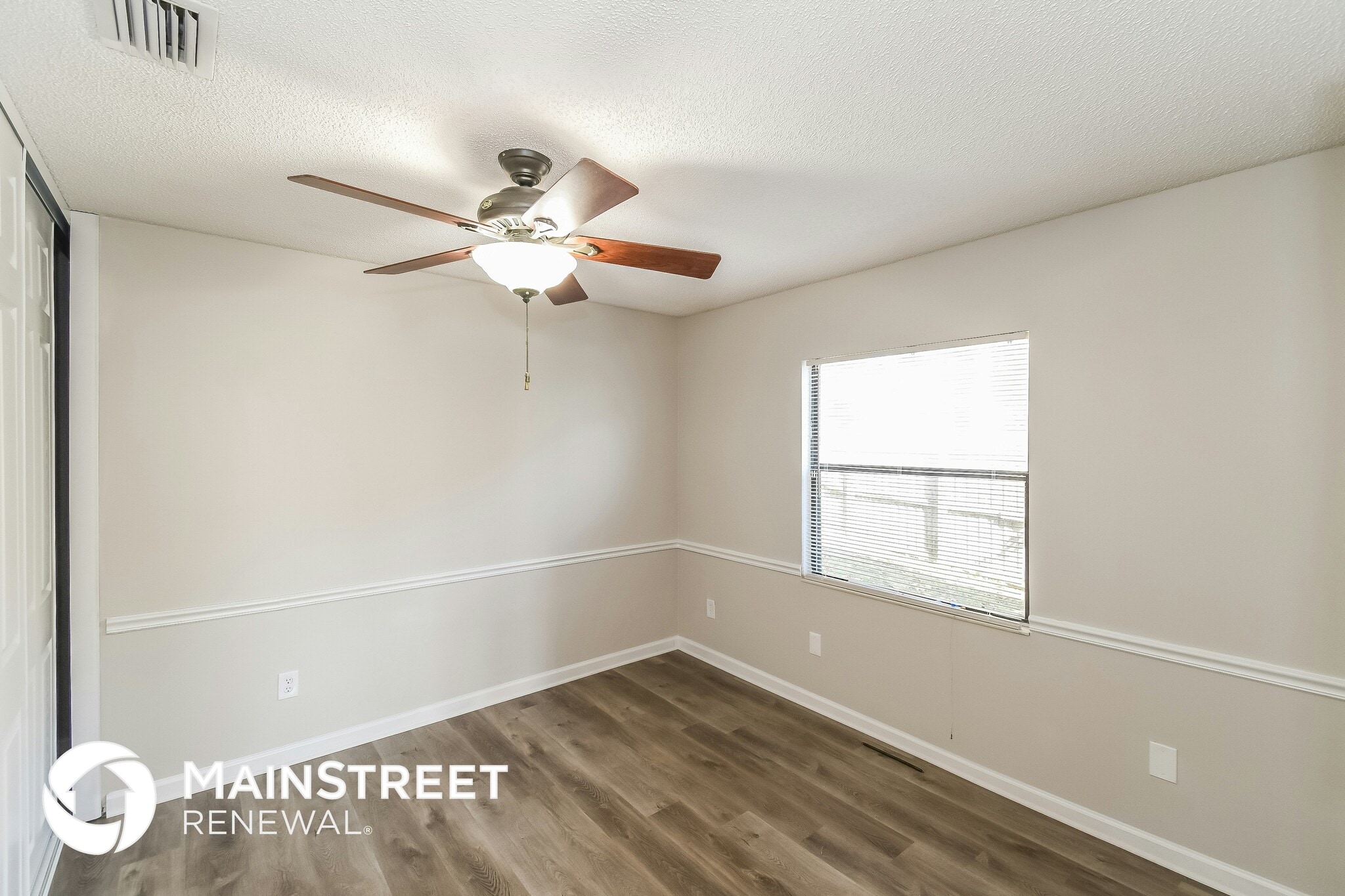 Building Photo - 2078 Tanager Dr