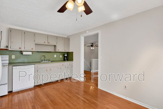 Building Photo - 873 Allison Dr
