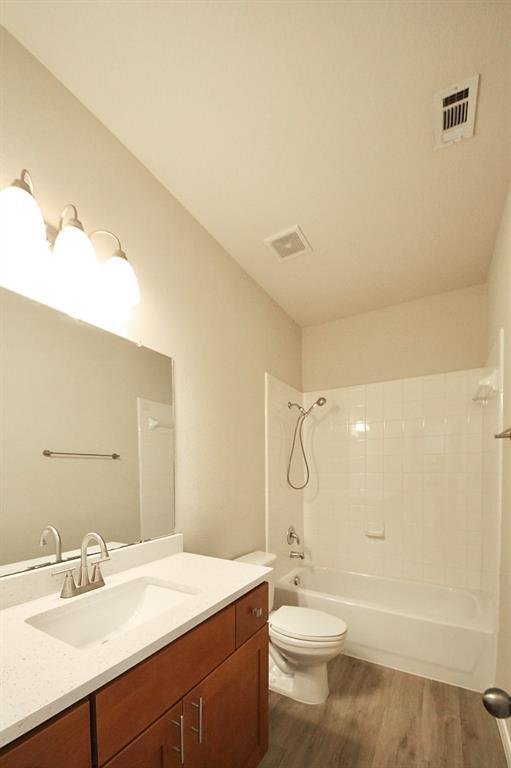 Building Photo - 11401 Barbrook Cove