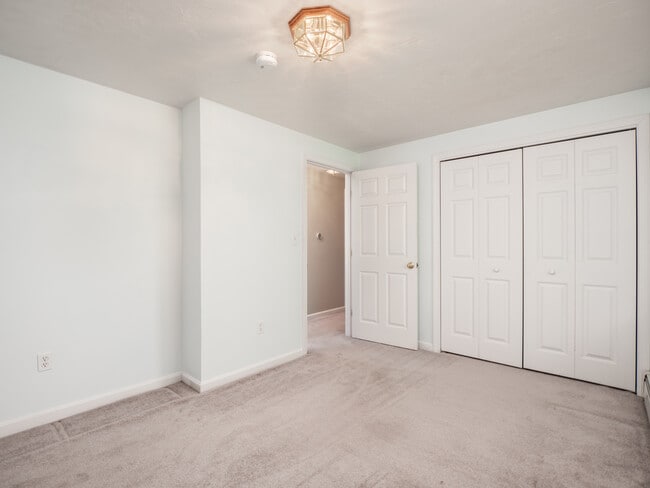 Bed 1 - 90A Loxwood St