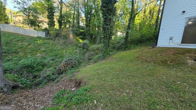 Building Photo - 3025 Mangum Dr