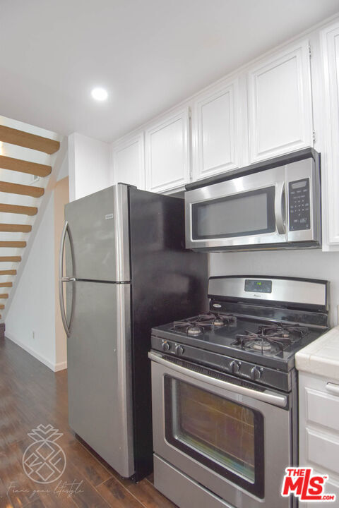 Building Photo - 1727 Glendon Ave