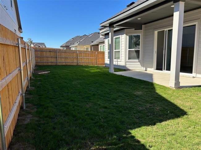 Building Photo - 2204 Spokane Dr