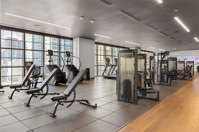 Building Photo - 159 NE 6th St