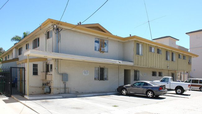 Building Photo - The Cove Apartments