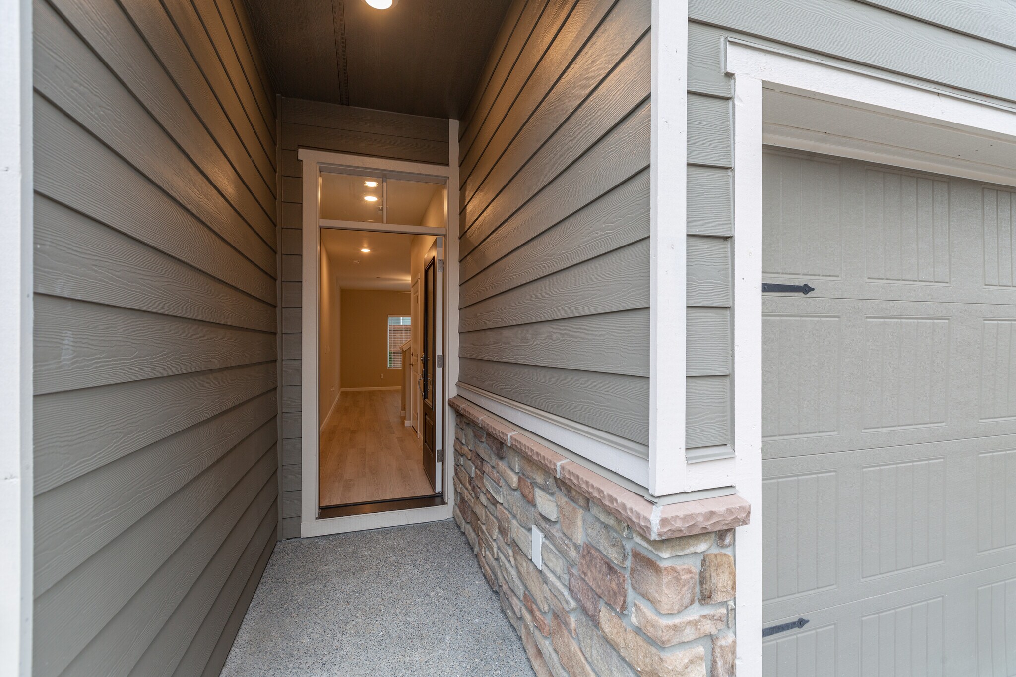 Building Photo - 2016 NE 101st Cir