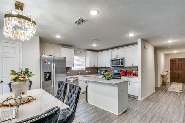 Building Photo - 4613 Benham Dr