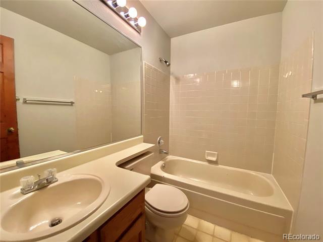 Building Photo - 9393 Princeton St