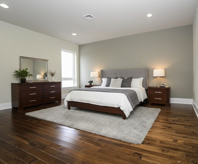 Building Photo - 946 N 2nd St